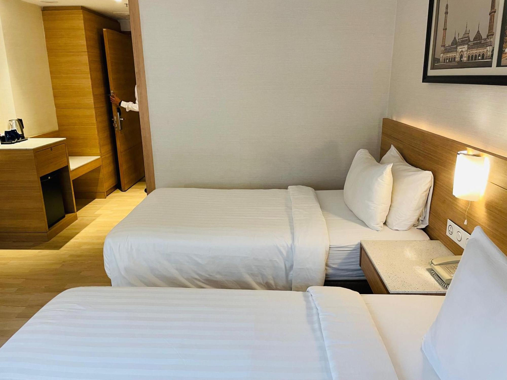Hotel Maple Tree - Near Ekana Cricket Stadium - Lucknow Eksteriør bilde