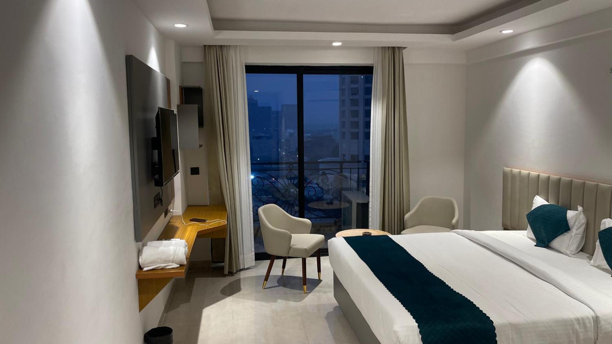 Hotel Maple Tree - Near Ekana Cricket Stadium - Lucknow Eksteriør bilde